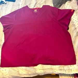 Dickies mens 5XL plum scrub top